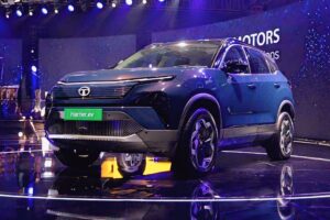 6 EV Cars in India